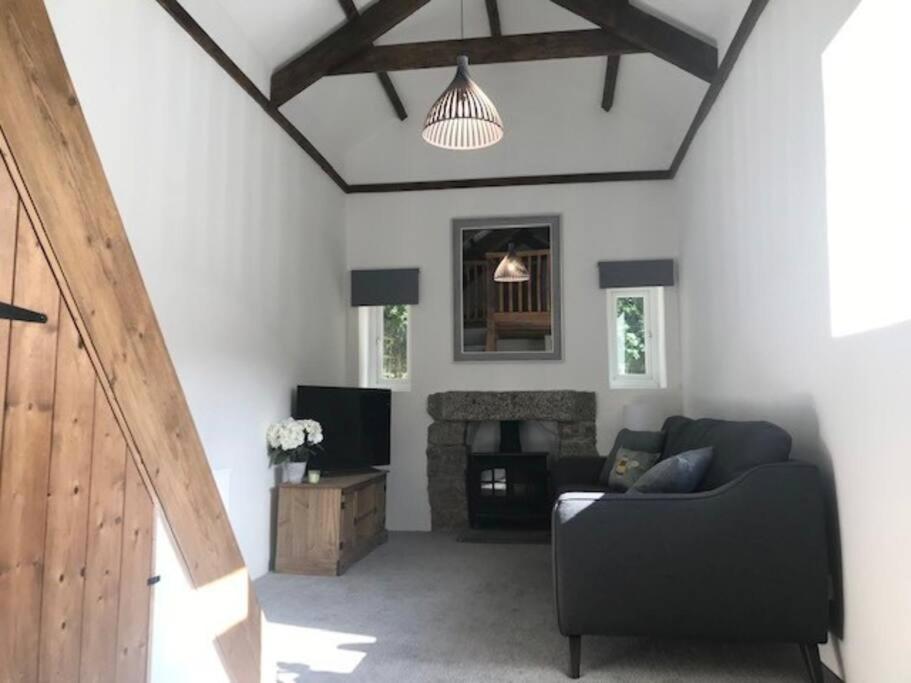 Woodland Cottage In Cornwall With Walled Garden Гелстон Екстер'єр фото